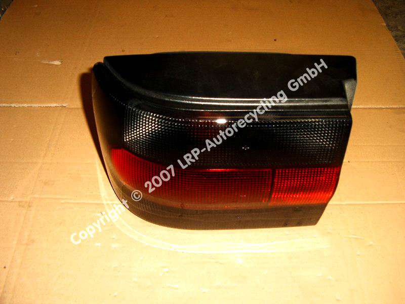 Renault R19 Phase 2 R&uuml;ckleuchte Heckleuchte links 7700815979G 2VP00673601 BJ1995